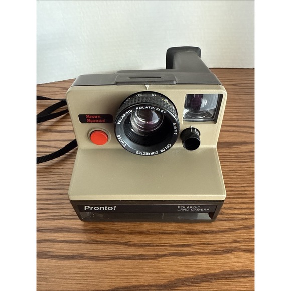 Vintage Polaroid Film Camera Instant Land Pronto B ~ Untested - looks good - Picture 1 of 6